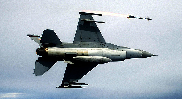 F16 משגר סיידוויינדר F16 משגר סיידוויינדר