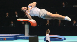 המתעמל אלכס שטילוב, צילום מאיה ביאליק, באדיבות איגוד ההתעמלות