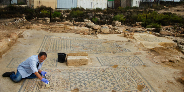 הכנסיות לנתניהו: הצל את פסיפס כלא מגידו, שקול את הפינוי מחדש