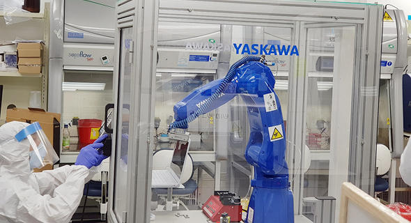 The Yaskawa Covid-19 testing robotic arm. Photo:Yaskawa Europe Technologies