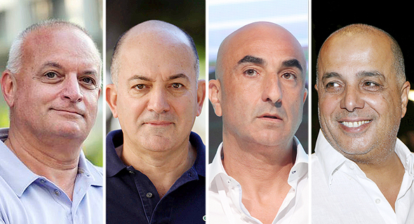 מימין: עמוס לוזון, אלי אסולין, שלמה נחמה ואורי אדלסבורג מימין: עמוס לוזון, אלי אסולין, שלמה נחמה ואורי אדלסבורג