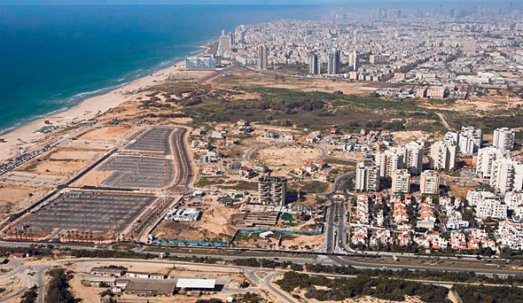 מערב ראשל"צ - עיר מורכבת מפרברים בשכונות מסוגרות כשביניהן שממה עירונית. לרווקות אין מה לחפש כאן מערב ראשל"צ - עיר מורכבת מפרברים בשכונות מסוגרות כשביניהן שממה עירונית. לרווקות אין מה לחפש כאן