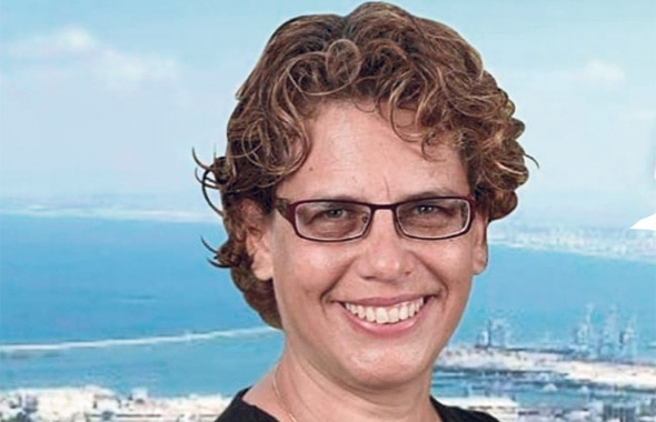 אלה אלכסנדרי, מנכ”לית עמותת מרחב. “נוסעים מהעבודה הביתה בלי לראות שכנים” אלה אלכסנדרי, מנכ”לית עמותת מרחב. “נוסעים מהעבודה הביתה בלי לראות שכנים”