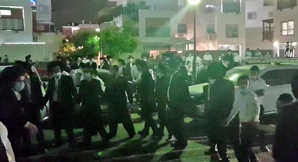 עימותים בין חרדים למשטרה במודיעין עילית, לפני שבועיים עימותים בין חרדים למשטרה במודיעין עילית, לפני שבועיים