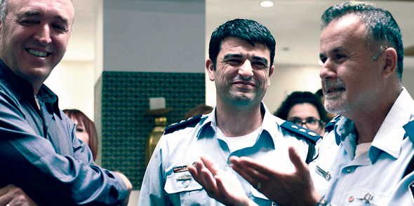 מתוך הסדרה מנאייכ מתוך הסדרה מנאייכ
