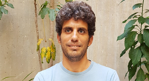 נבות זיו, מנהל מרכז תרבות בית אריאלה תל אביב נבות זיו, מנהל מרכז תרבות בית אריאלה תל אביב