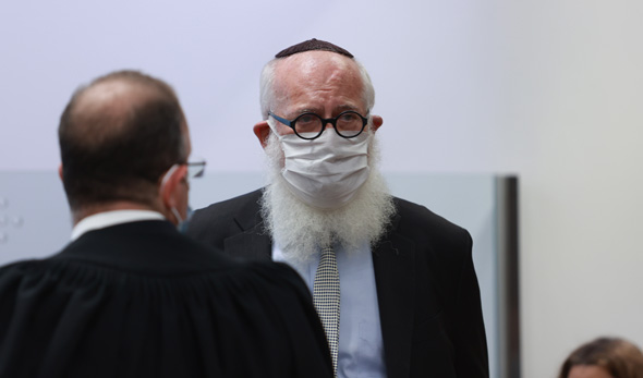 אדוארדו אלשטיין בבית המשפט. גבאי הזהיר שהסבלנות של השוק התקצרה אדוארדו אלשטיין בבית המשפט. גבאי הזהיר שהסבלנות של השוק התקצרה