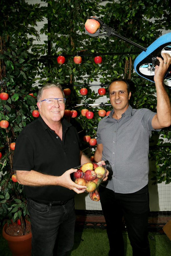 The fruit-picking drone. Photo: Yariv Katz The fruit-picking drone. Photo: Yariv Katz