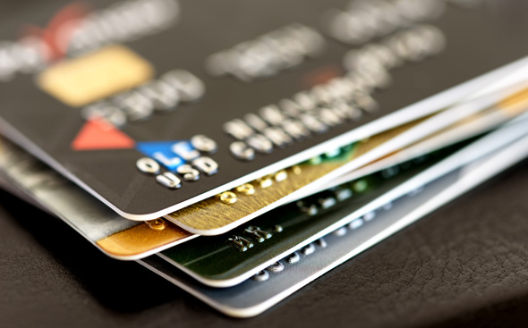 כרטיסי אשראי כרטיס אשראי ויזה ישראכרט, צילום: שאטרסטוק