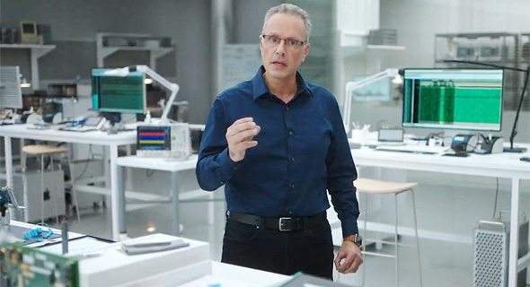 ג'וני סרוג'י, נציג ישראלי באירוע אפל ג'וני סרוג'י, נציג ישראלי באירוע אפל