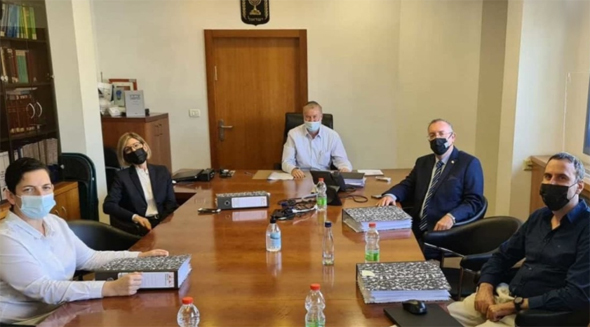 ישיבת הוועדה הראשונה, היום ישיבת הוועדה הראשונה, היום
