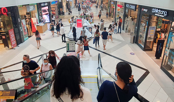 עומסים בקניון איילון בסוף השבוע האחרון עומסים בקניון איילון בסוף השבוע האחרון