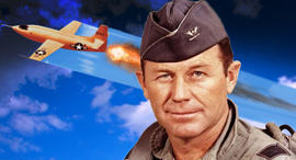 צ'אק ייגר הקברניט , צילום:  USAF