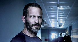 פנאי גורי אלפי בתפקיד הבלש רמי דוידי, צילום: רשת 13