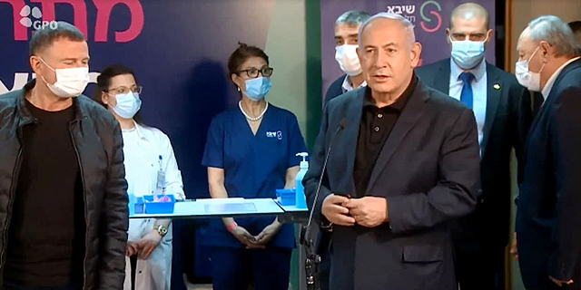 מבצע החיסונים יוצא לדרך, אבל אין מנוס מסגר שלישי