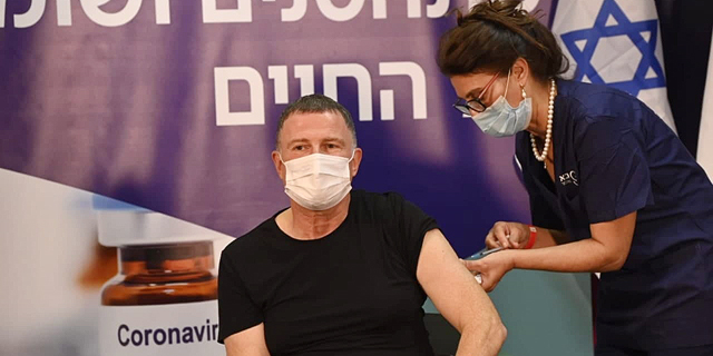 בגלל "טעות בחישוב": הוקפאה העברת עוד מנות חיסון לבתי החולים