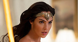 גל גדות וונדר וומן 1984 HBO Warner Bros, צילום: Warner Bros