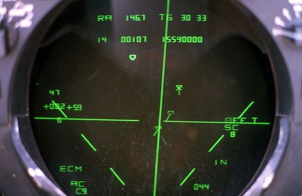 מטרה על מסך מכ"מ של F14 מטרה על מסך מכ"מ של F14