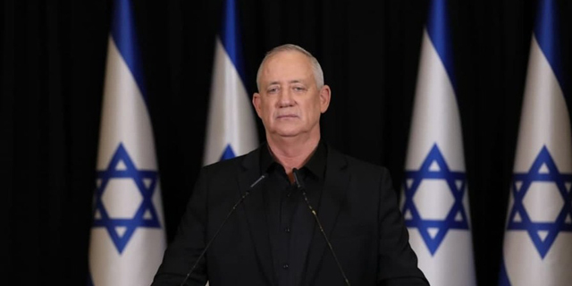 גנץ קרא לאיחוד ומוותר על ההובלה: "כדי שביבי יילך"