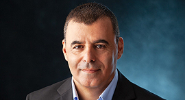 ראש העיר כפר סבא רפי סער ינואר 21 זירת הנדלן, צילום: ראובן קפוצ'ינסקי, באדיבות עיריית כפר סבא ראש העיר כפר סבא רפי סער ינואר 21 זירת הנדלן, צילום: ראובן קפוצ'ינסקי, באדיבות עיריית כפר סבא