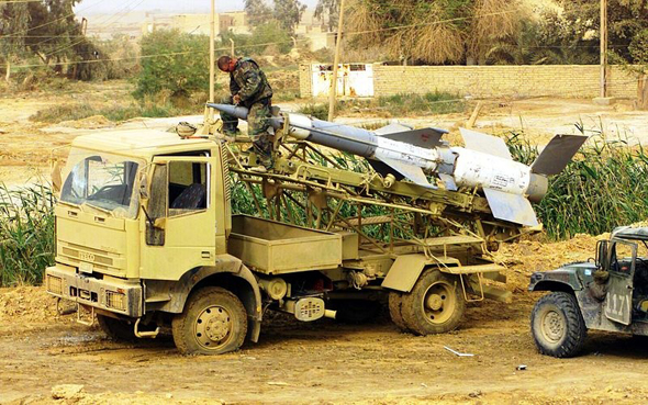 נכס חיוני. טיל נ"מ על משאית נכס חיוני. טיל נ"מ על משאית
