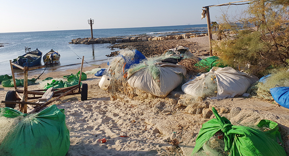 חוף הים של ג’סר א־זרקא. “זה אחד המכרזים שבהם טבלת האקסל לא קשורה למציאות” חוף הים של ג’סר א־זרקא. “זה אחד המכרזים שבהם טבלת האקסל לא קשורה למציאות”