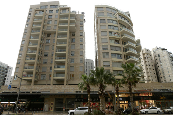 הבניין ברחוב איינשטיין 10 בתל אביב. טענות להכשרה בדיעבד הבניין ברחוב איינשטיין 10 בתל אביב. טענות להכשרה בדיעבד