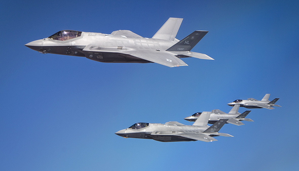 F35 של ארה"ב ושל ישראל במבנה F35 של ארה"ב ושל ישראל במבנה