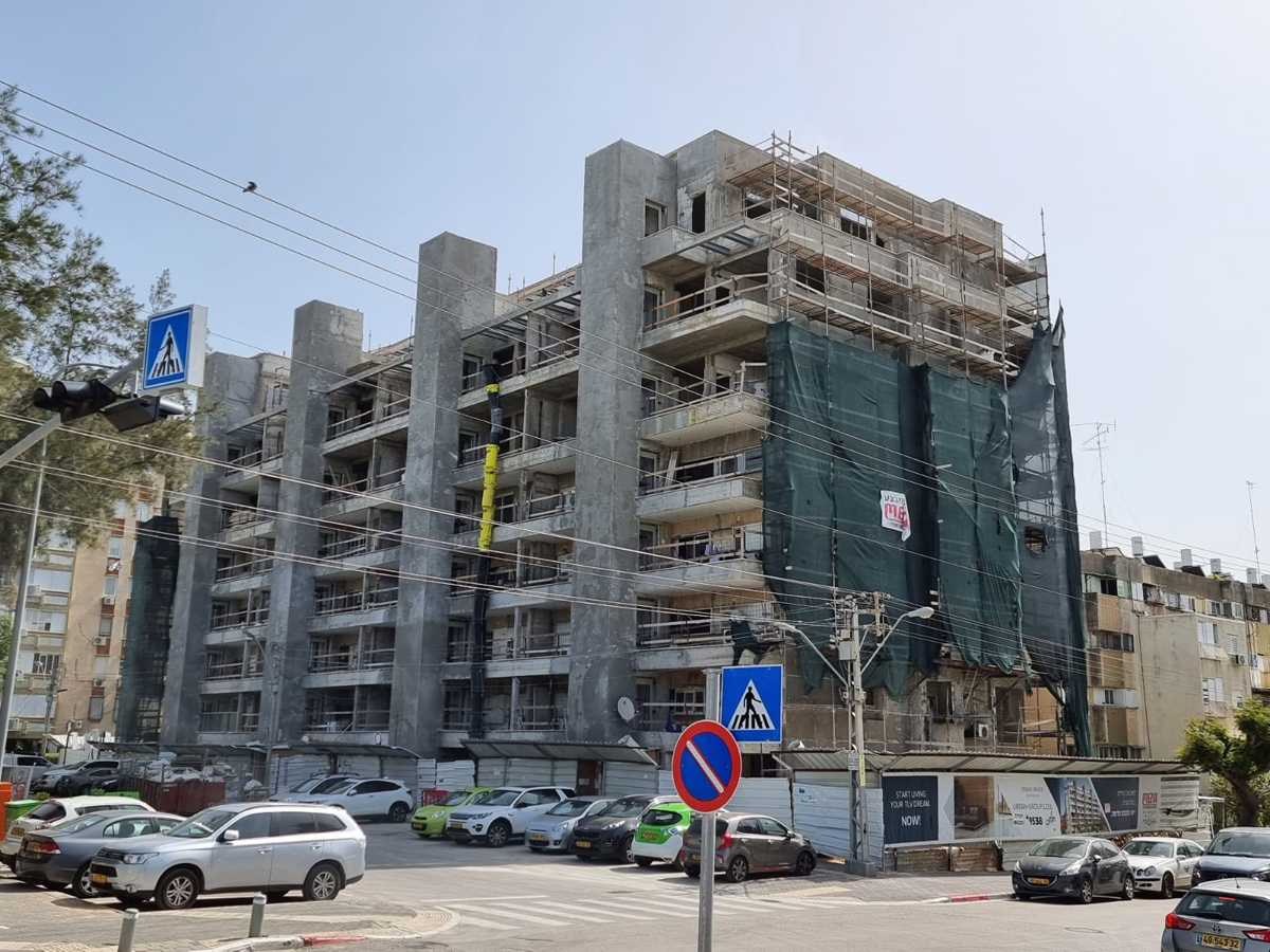 העבודות בבניין ברחוב מעפילי האגוז 66. אכלוס הפרויקט צפוי עד סוף השנה העבודות בבניין ברחוב מעפילי האגוז 66. אכלוס הפרויקט צפוי עד סוף השנה