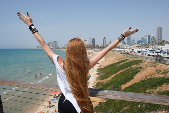 Women in Tel Aviv have started using SafeUp. Photo: Shutterstock Women in Tel Aviv have started using SafeUp. Photo: Shutterstock