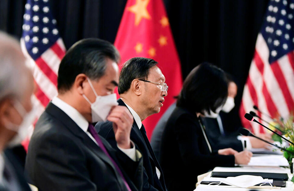 The Chinese representatives at the summit The Chinese representatives at the summit