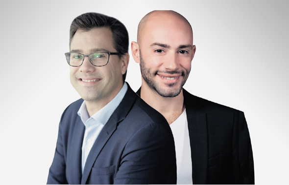 מימין: בני הזוג של מייסדות איי אנג'לס, כפיר מויאל ויוני אסיא. כמו משפחה אחת טסו בכל העולם, שמעו הרבה לא. בסוף זה השתלם מימין: בני הזוג של מייסדות איי אנג'לס, כפיר מויאל ויוני אסיא. כמו משפחה אחת טסו בכל העולם, שמעו הרבה לא. בסוף זה השתלם