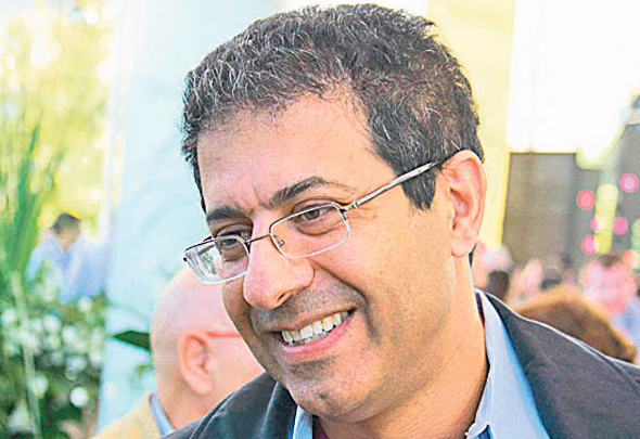 אילן ישועה. "אני לא מוחק כלום, לא בדואר ולא בוואטסאפ", אמר לחוקרים אילן ישועה. "אני לא מוחק כלום, לא בדואר ולא בוואטסאפ", אמר לחוקרים