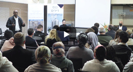 כנס דיירים כוכב הנגב זירת הנדלן, צילום: אליאור תורג'מן כנס דיירים כוכב הנגב זירת הנדלן, צילום: אליאור תורג'מן