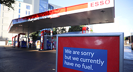 מחסור דלק משאבת דלק בריטניה, צילום: רויטרס