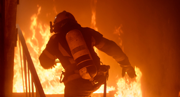 Telefire's smart system helps firefighters battle fires. Photo: Shutterstock