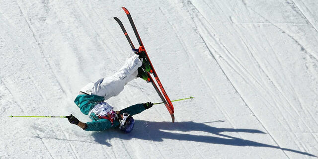 סקי שלג תאונה נפילה ספורט מסוכן 