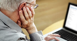 זקנים זיקנה פנסיה דמי ניהול פרישה חיסכון