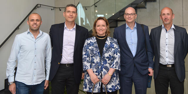 נציגי פולין הונגריה צכיה וסלובקיה בביקור בלאבס תל אביב