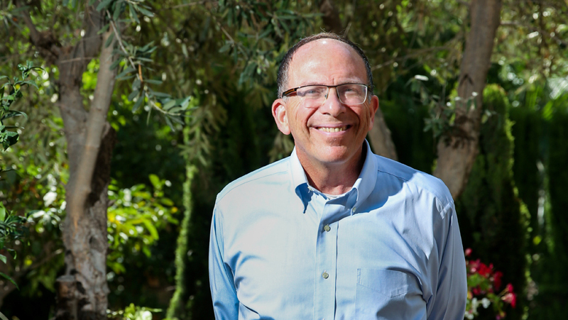 פרופ' אשר בלס. "בעקבות רפורמת המיסוי ישראל יכולה וצריכה לשפר את התשתיות שלה" (צילום: אלכס קולומויסקי) פרופסור אשר בלס