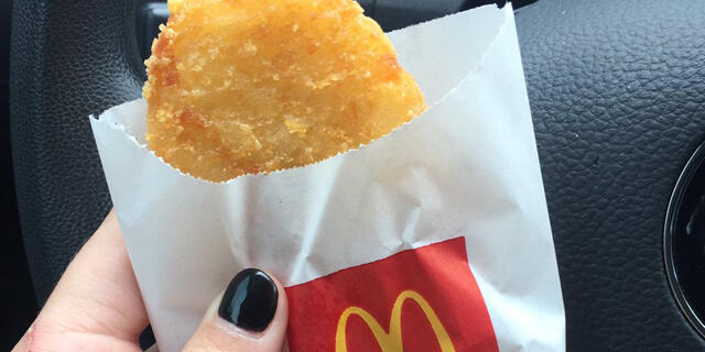 קציצת תפוחי אדמה האש בראונס Hash Browns  מקדונלד