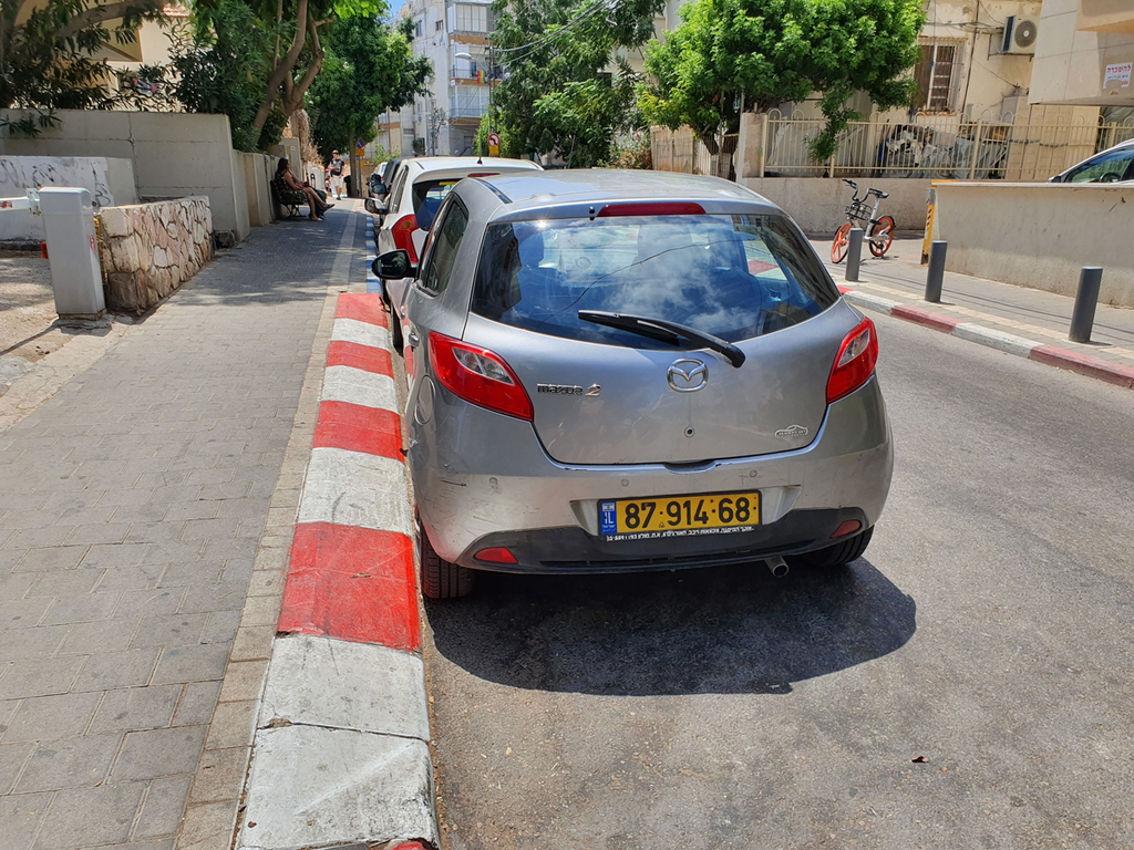 חניה לא חוקית ב תל אביב מצוקת חניה אדום לבן