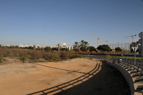 שטח סמוך למתחם שבעת הכוכבים בהרצליה, צילום: אסף פרידמן