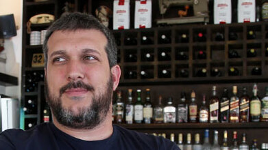 תומר מור מנהיג מאבק המסעדנים בבית קפה גרמיה, צילום: יריב כץ