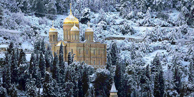שלג ירושלים הכנסייה הרוסית עין כרם
