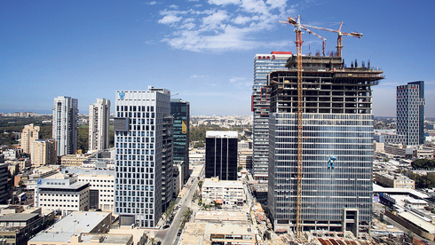 לקראת אישור: ועדת הפנים נתנה אור ירוק להסבת משרדים למגורים