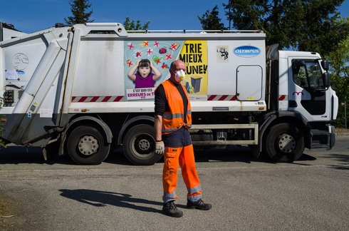 משאית זבל בצרפת, צילום: איי אף פי