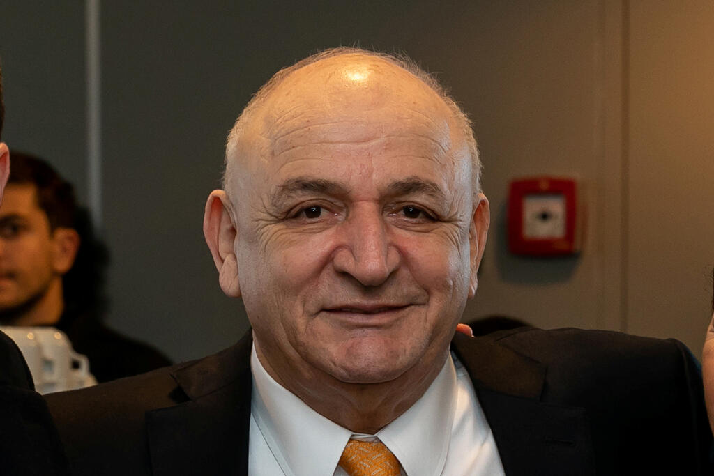 האם הפוליטקאים והטייקונים וחברות הגז גנבו את כספי של הגז והמדינה לא קבלה כלום לכאורה 1002741_0_0_1200_800_0_x-large