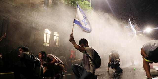 מחאה הפגנה עצמאיים אמנים משבר כלכלי קורונה בלפור ירושלים