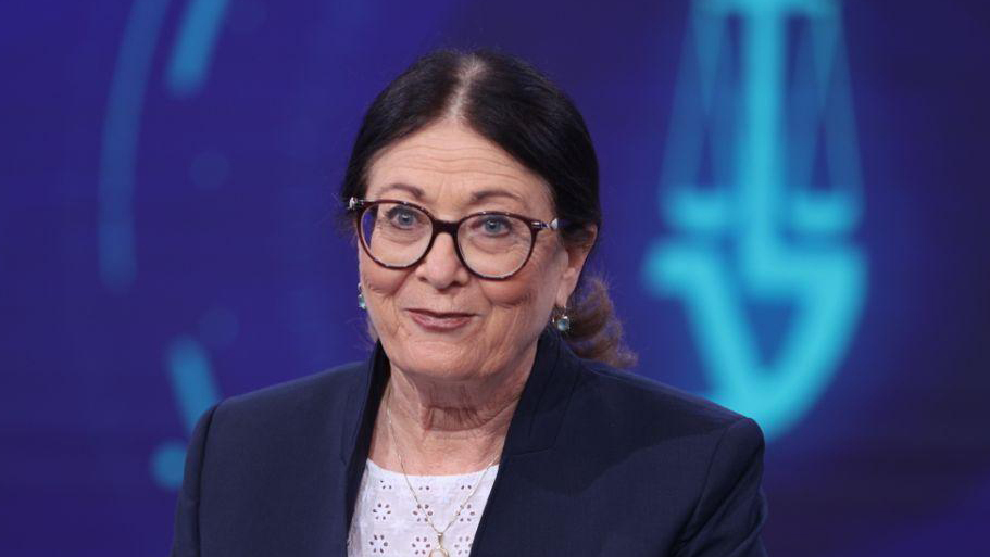 נשיאת בית המשפט העליון אסתר חיות. "בכל המדדים הבינלאומיים הרלבנטיים מצויה תקינת השופטים בישראל בחסר משמעותי"
(צילום: מוטי קמחי) אסתר חיות טקס ועידת המשפט משפט לשכת עורכי הדין